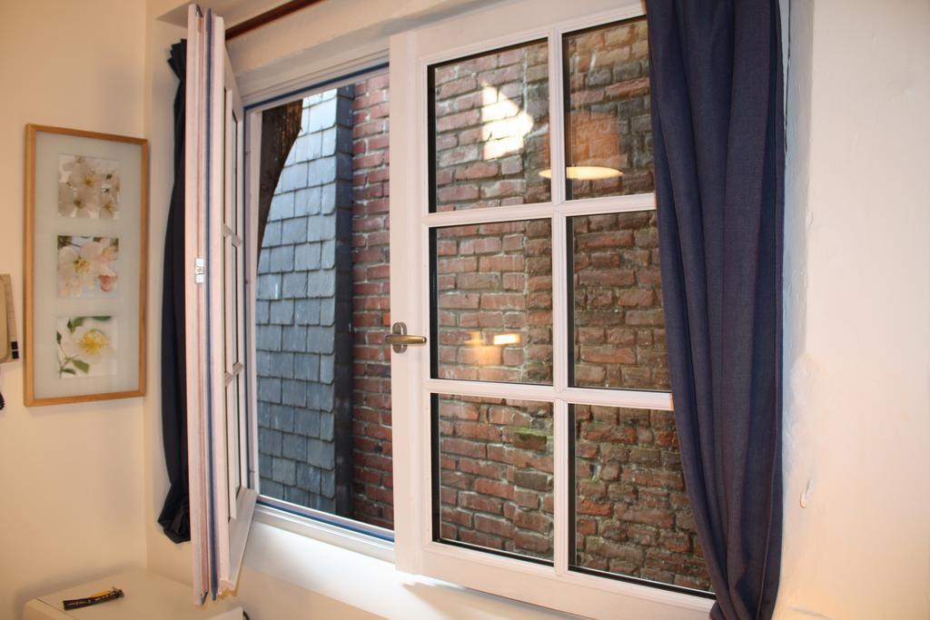 Le Studio Du Gouverneur Honfleur Quarto foto