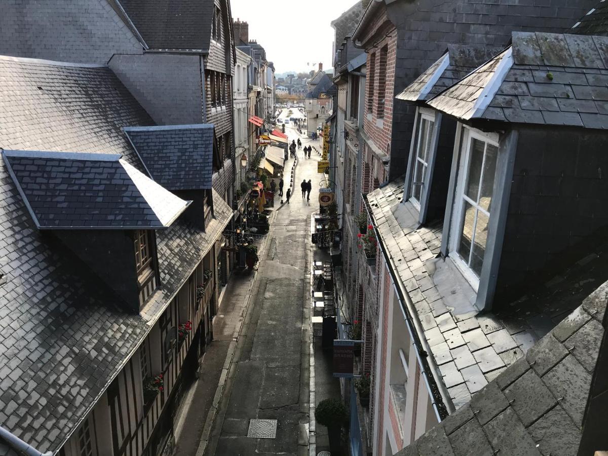 Le Studio Du Gouverneur Honfleur Exterior foto